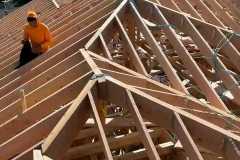roof-truss-installation-1
